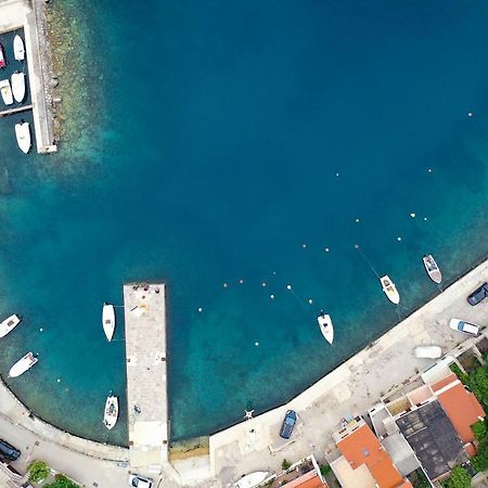 Villa Relax , With Seaview And Two Pools Near Beach スタリー・グラード エクステリア 写真