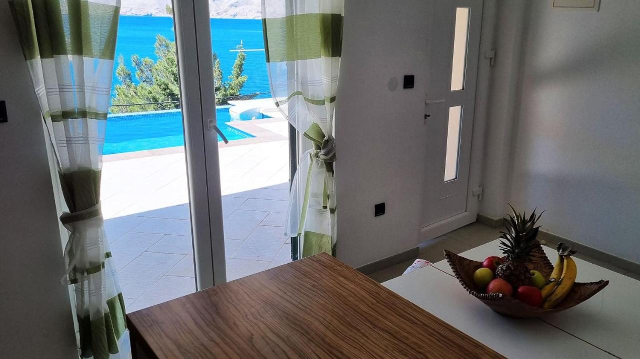 Villa Relax , With Seaview And Two Pools Near Beach スタリー・グラード エクステリア 写真